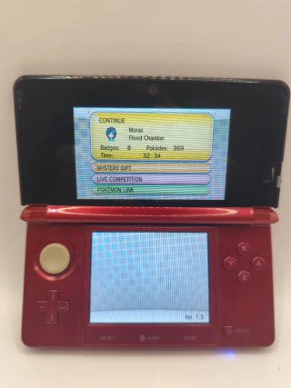 Nintendo 3DS Roja + Funda y Accesorios