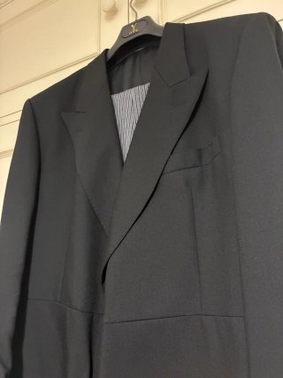 Chaqué negro