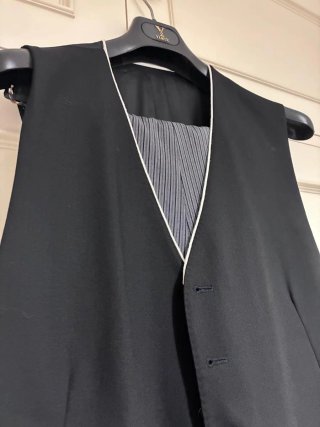 Chaqué negro