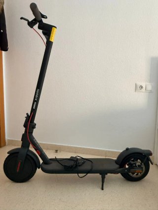 Patinete Eléctrico Xiaomi Negro( garantía )