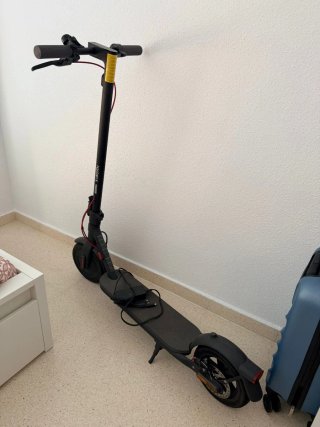 Patinete Eléctrico Xiaomi Negro( garantía )