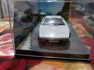 2 Coches James Bond 1/43