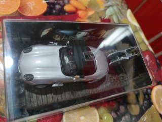2 Coches James Bond 1/43