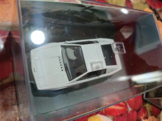 2 Coches James Bond 1/43