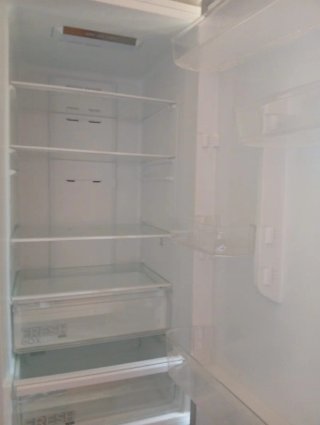 Nevera Midea