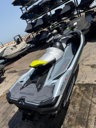 Moto de agua Sea-Doo RXT-X RS 325 2025