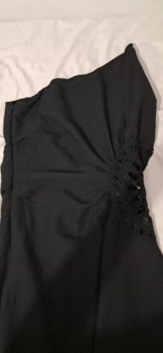 Vestido largo con encaje negro, 10€