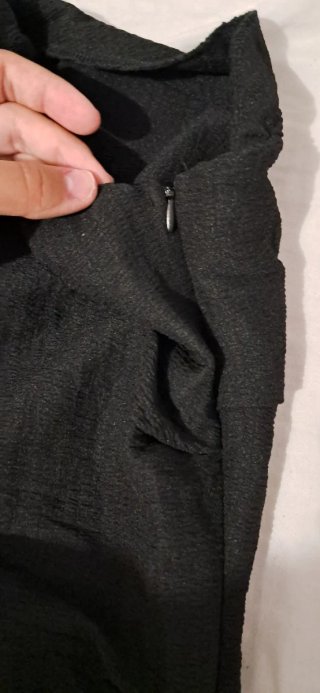 Vestido largo con encaje negro, 10€