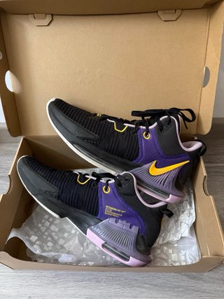 Zapatillas Nike lebron Witness 7