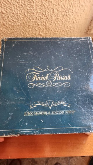 Trivial Pursuit Edición Genus y Juvenil