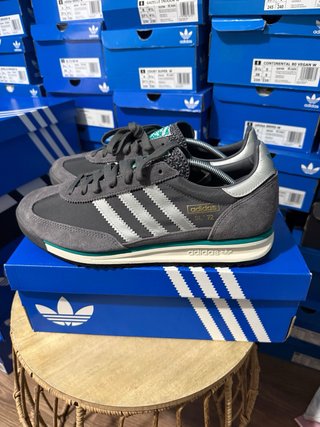 Zapatillas Adidas SL72 Talla 42.5 Gris/Plata
