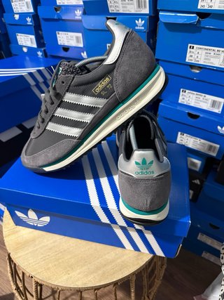 Zapatillas Adidas SL72 Talla 42.5 Gris/Plata