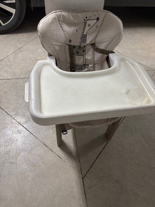 Trona reclinable para bebé, con bandeja extraible