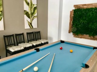 Casa vacacional con piscina junto al mar