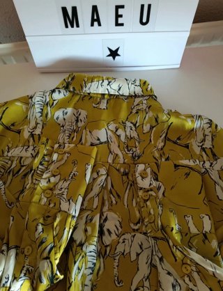 Blusa Zara Estampado Elefantes Talla XS