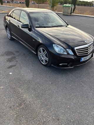 Mercedes-Benz Clase E AMG LINE