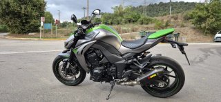 KAWASAKI Z1000