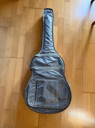 Guitarra clásica Raimundo 106