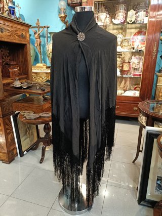 Antiguo mantón de Manila de seda