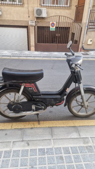 Vespino ALX Negra