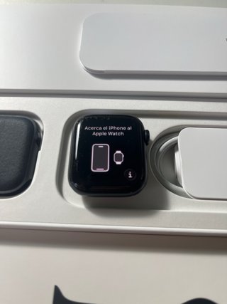 Apple Watch Series 7 (+ 6 correas)