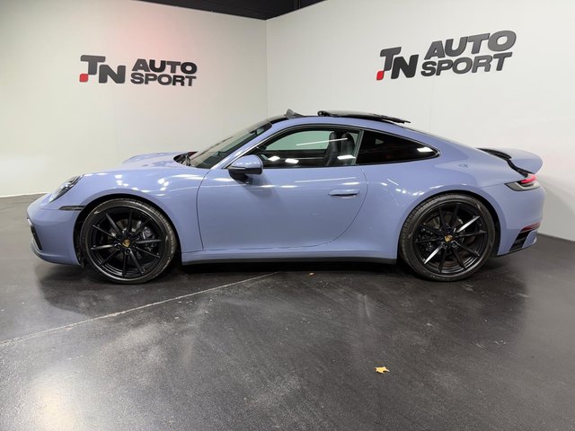Porsche 911 992 Carrera 4
