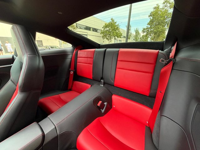 Porsche 911 992 Carrera 4