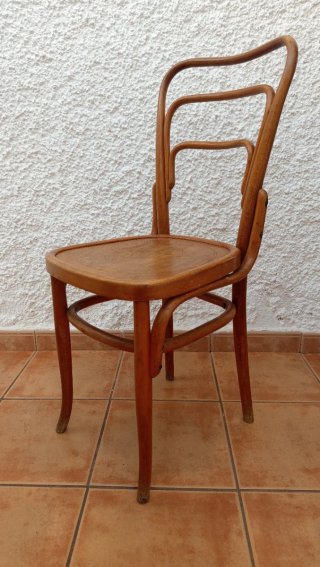Set di cinque sedie in stile Thonet, perfette