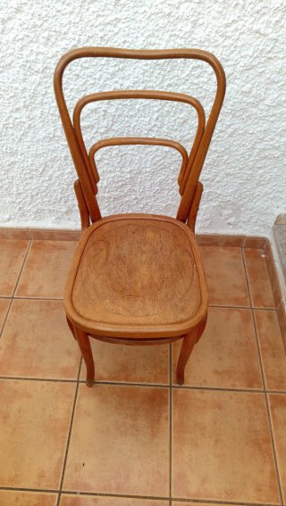 Set di cinque sedie in stile Thonet, perfette