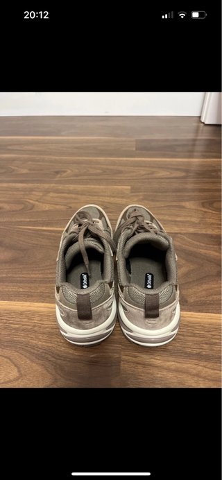Zapatillas Oysho Freetime Marrones y Grises