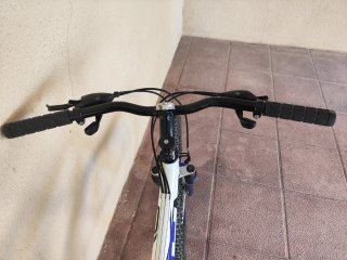 Bicicleta BH Over Azul y Blanca