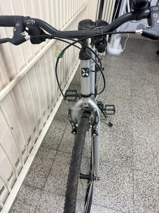 Bicicleta de paseo B'TWIN plateada