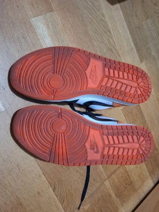 Nike Jordan 1 Low Shattered Backboard 45