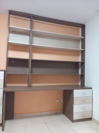 Habitación completa con muebles