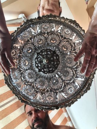 Lámpara antigua de cristal y metal
