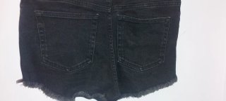 Pantalón corto vaquero negro