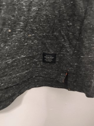 Camiseta Jack & Jones gris hombre
