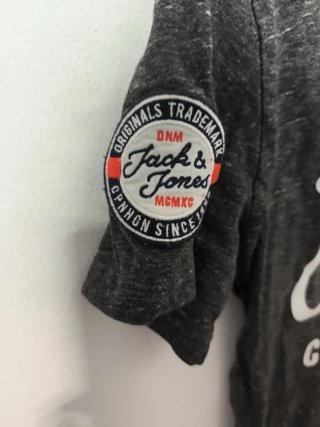 Camiseta Jack & Jones gris hombre