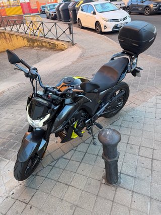 Zontes Z2 125 Naked 3900Km