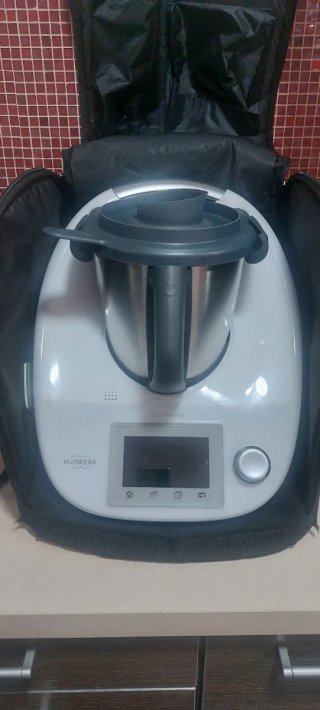 Thermomix TM5 muy poco uso