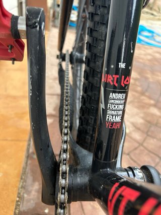 Bicicleta Dirt Jump YT Industries