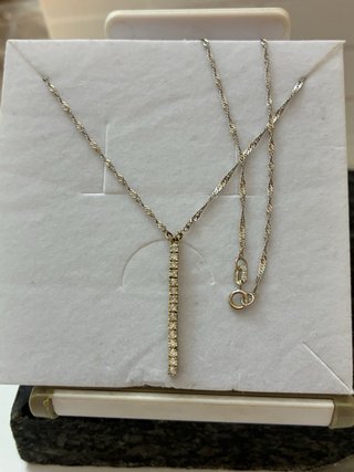 Colgante Tira Oro 18k con Diamantes 0.75 Ct