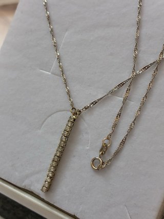 Colgante Tira Oro 18k con Diamantes 0.75 Ct