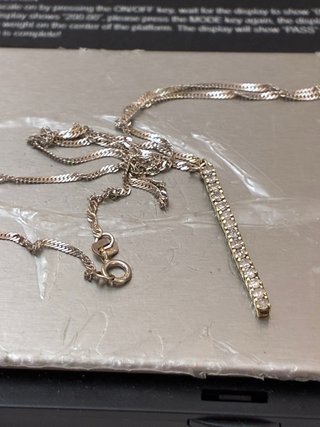 Colgante Tira Oro 18k con Diamantes 0.75 Ct