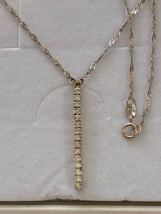 Colgante Tira Oro 18k con Diamantes 0.75 Ct