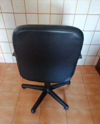 Sillón con Ruedas Regulable Seminuevo,