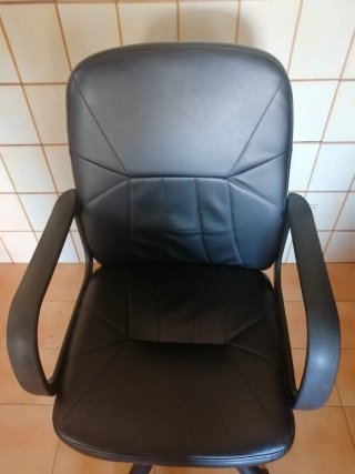 Sillón con Ruedas Regulable Seminuevo,