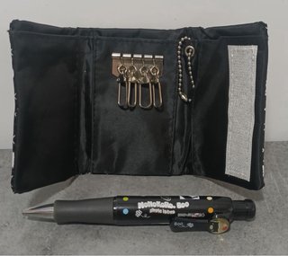 Bolso y Cartera Monokuro Boo