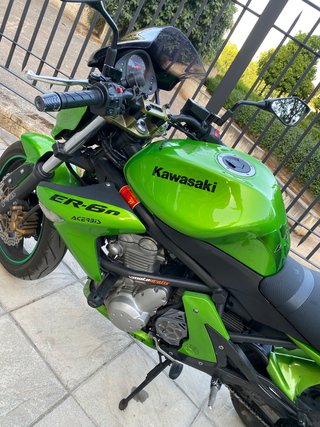 Kawasaki ER6 N Verde