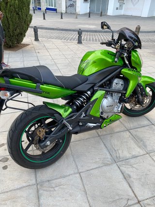 Kawasaki ER6 N Verde